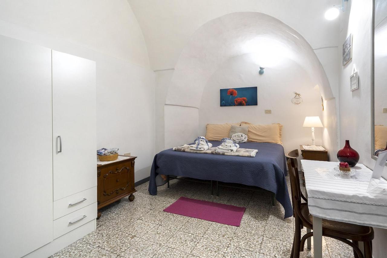 Chiarina Rooms Polignano a Mare Exterior photo
